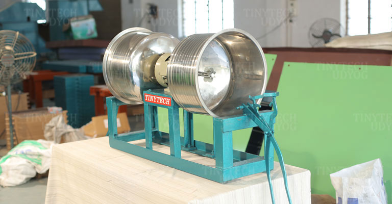 Tinytech - Coconut Grating Machine